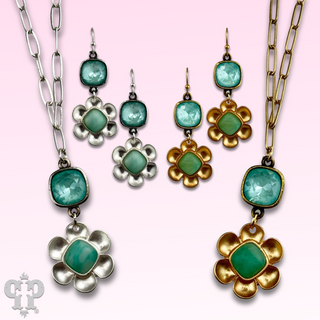 Stone center flower earring with Austrian crystal