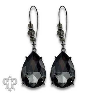 Teardrop on decorative gold kidney wire earring