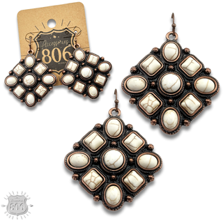 Diamond shape stone earring