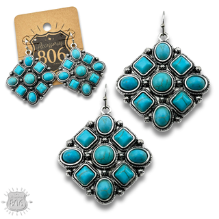 Diamond shape stone earring