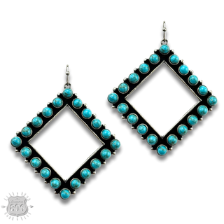 Stone diamond shape earring