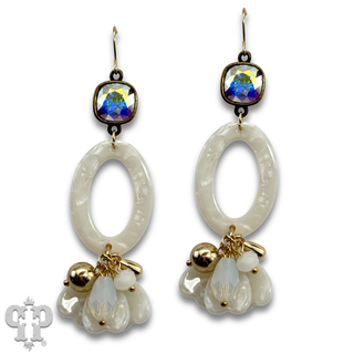 Swirl design oval earring with Austrian crystal