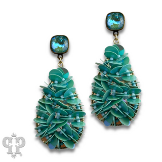Ruffled sequin earring with Austrian crystal