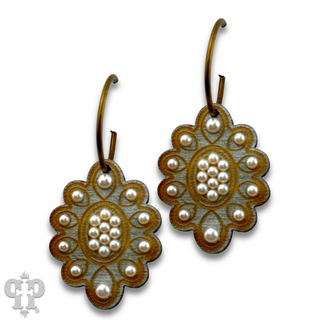Scalloped wood earring with Austrian crystals