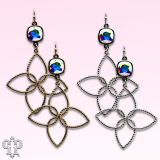 Four petal flower earring with Austrian crystal