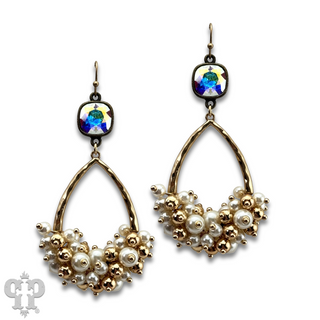 Pearl cluster earring with Austrian crystal
