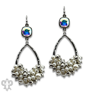 Pearl cluster earring with Austrian crystal