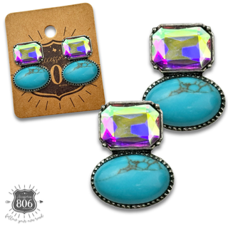 Rhinestone and oval cabochon post earring