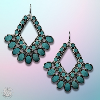 Turquoise color chandelier style earring