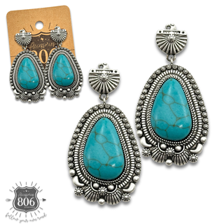 Turquoise and silver tone western earring