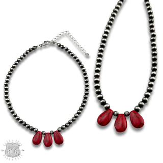 Three stone teardrop necklace