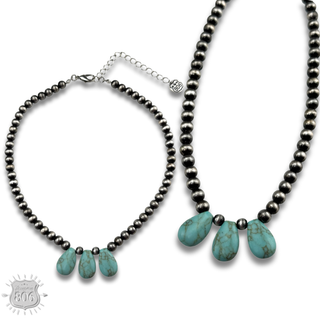 Three stone teardrop necklace