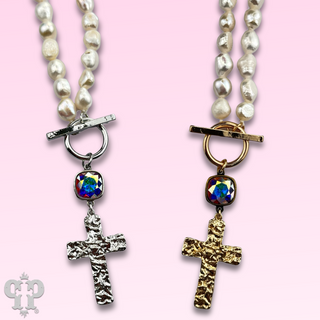 Freshwater pearl and cross neckace with Austrian crystal