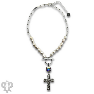 Freshwater pearl and cross neckace with Austrian crystal