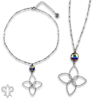 Four petal flower necklace with Austrian crystal