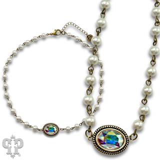 Mini oval rhinestone pendant necklace