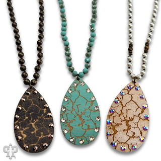 Crackle finish teardrop pendant necklace