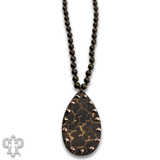 Crackle finish teardrop pendant necklace