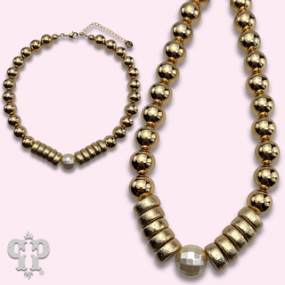 Chunky gold bead necklace