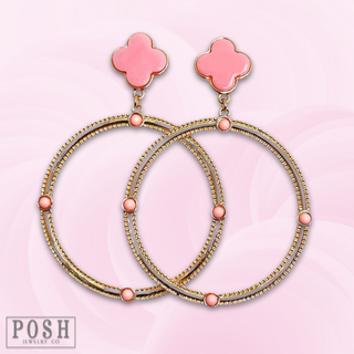Clover and textured circle earring