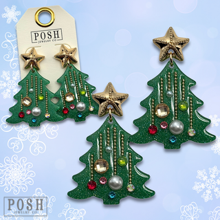 Green decorated Christmas earring