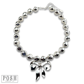 Large bow pendant necklace