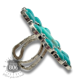 Turquoise color oval flower ring