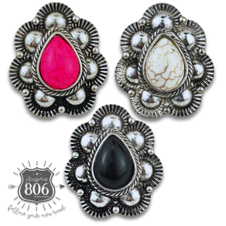 Scalloped stone teardrop stretch ring