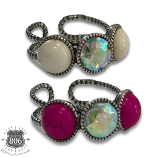 Round stone and iridescent ring