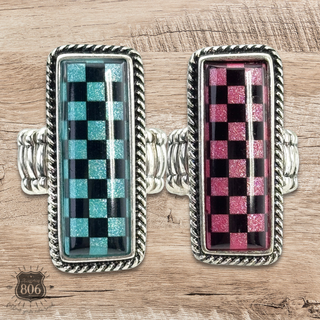 Checkerboard print stretch ring