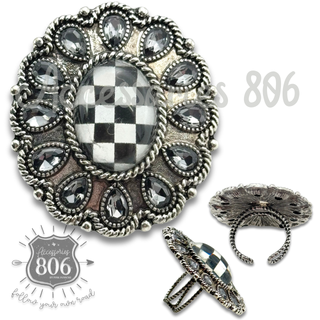 Western oval rhinestone ring with checkerboard inlay