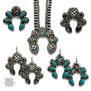 Checkerboard naja style necklace